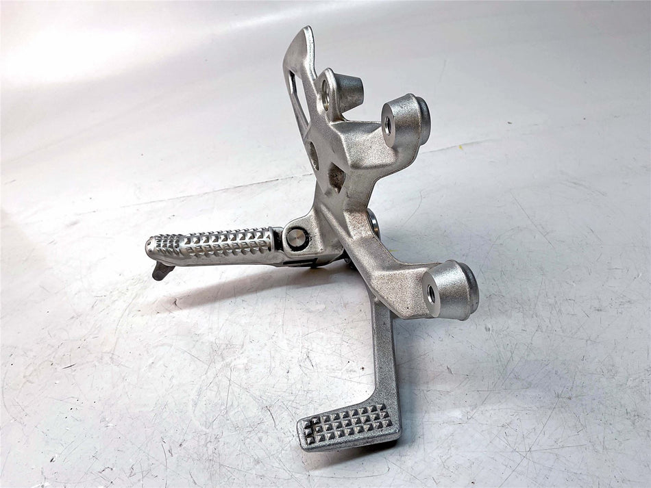2018 BMW S1000R Front Right Footrest  - 46718562398