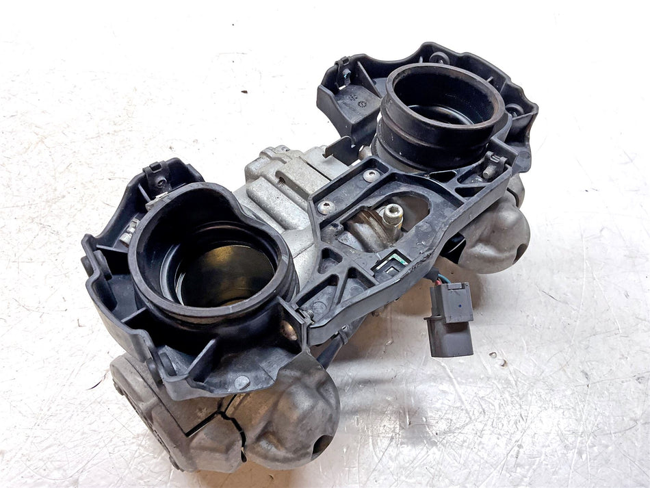 2017 Triumph Bonneville Bobber Throttle Body, Twin 44Mm - T1240285