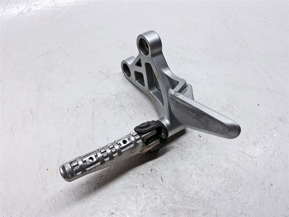 2015 Yamaha MT-125 Left Front Footrest - 5D7F745100