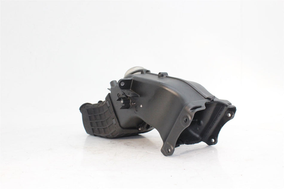 2020-2023 YAMAHA YZF-R1 Intake Duct - B3L-2832E-00