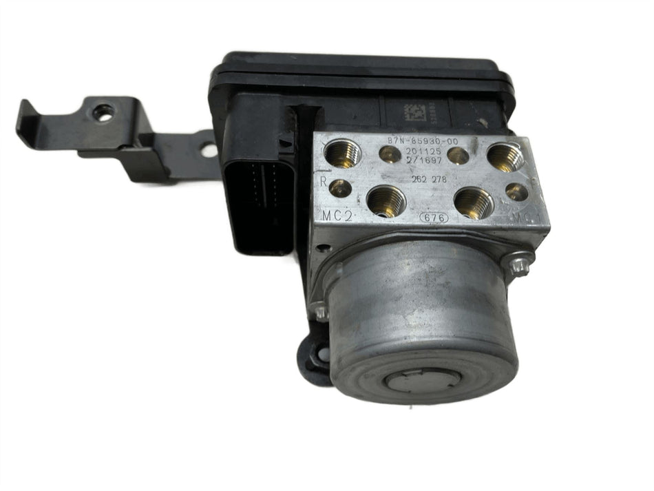 2021 Yamaha MT-09 ABS Pump B7N8593000