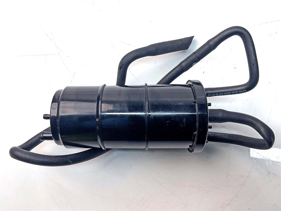 2024 Triumph Daytona 660 Carbon Canister - T2409017