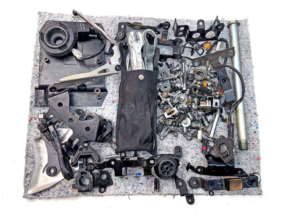 2018 Kawasaki Z650 ER650 Assorted Nuts, Bolts & Fixings