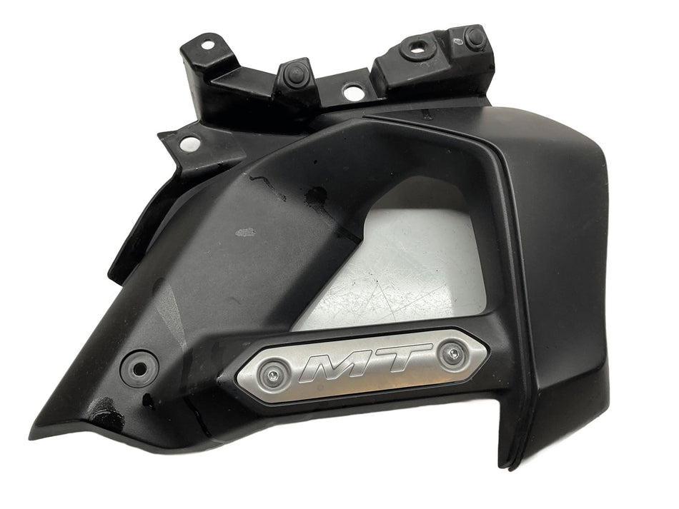 2021 Yamaha MT-125 Left Air Intake Duct Side Panel Tank Cover Shroud B6GF137V00