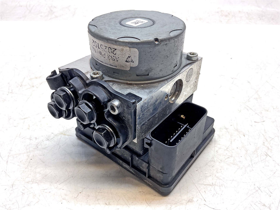 2021 Triumph Speed Triple 1200 RS ABS Pump - T2025191