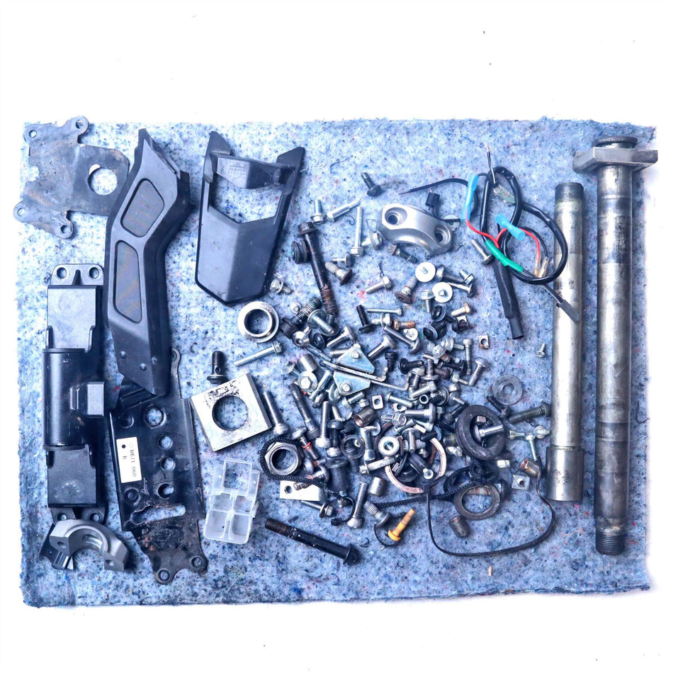 2016 Yamaha MT-10 Assorted Nuts, Bolts & Fixings