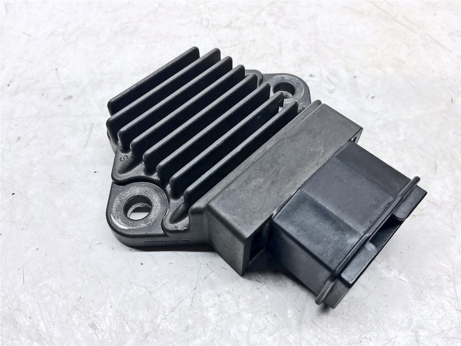 1996 Honda CBR900RR Regulator Rectifier - 31600MV4000