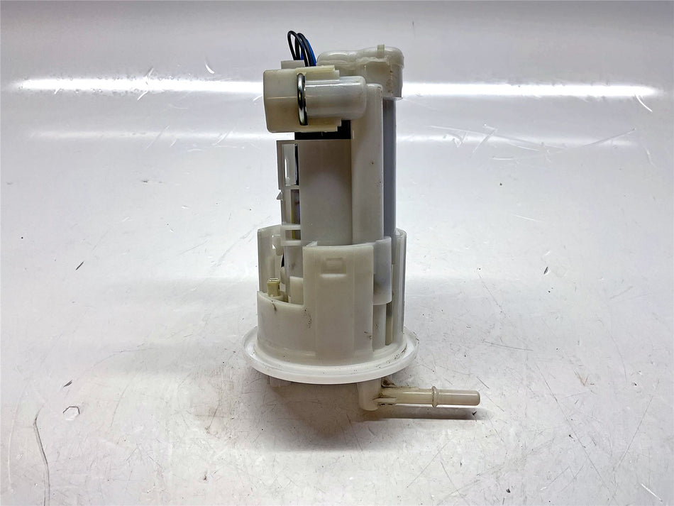 2022 Triumph Trident 660 Fuel Pump - T2408485