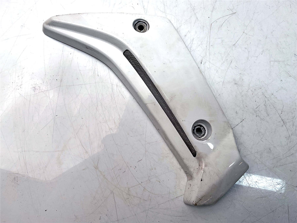2009 Yamaha FZ1 Left Radiator Trim - 3C31240J00P0