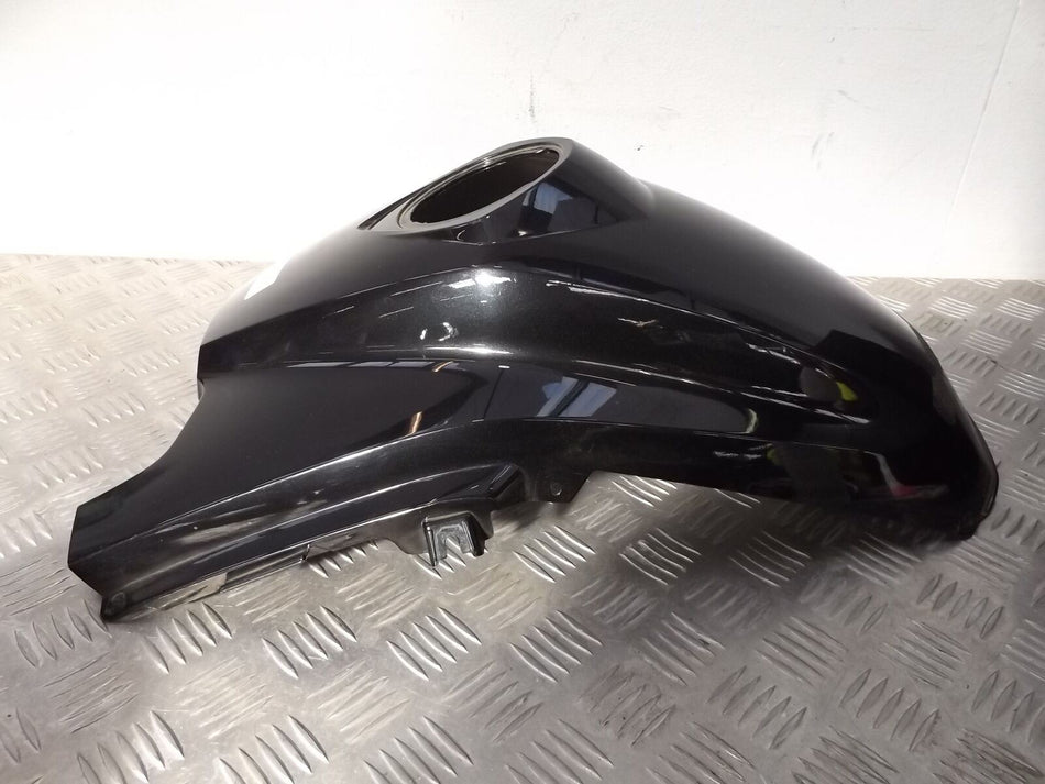 2011 BMW R1200GS CENTRE UPPER FUEL PETROL TANK COVER FAIRING PANEL COWL