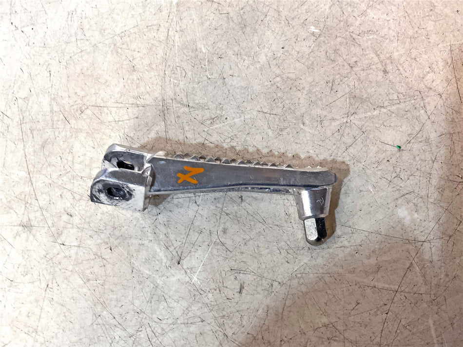 2025 Suzuki GSX-8R Front Right Footrest - 43516-18K20