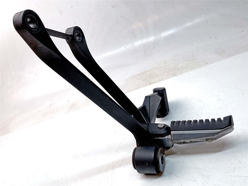 2015 Kawasaki Z1000 SX Rear Left Footrest & Hanger - 35063138718R