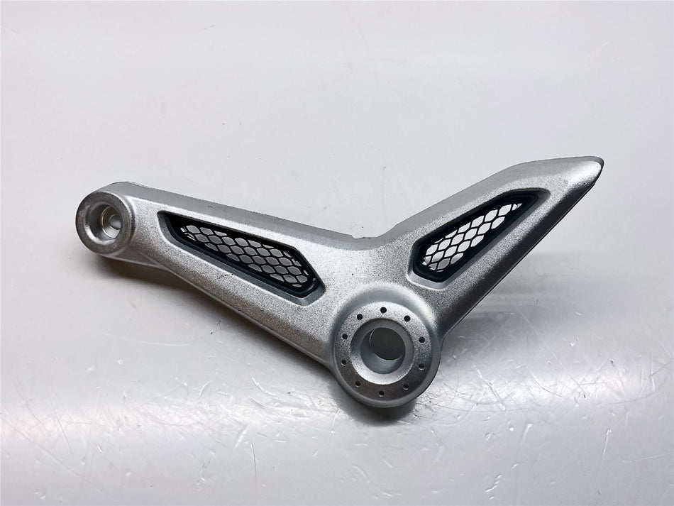2020 BMW R nine T /5 Right Seat Support - 46638404117