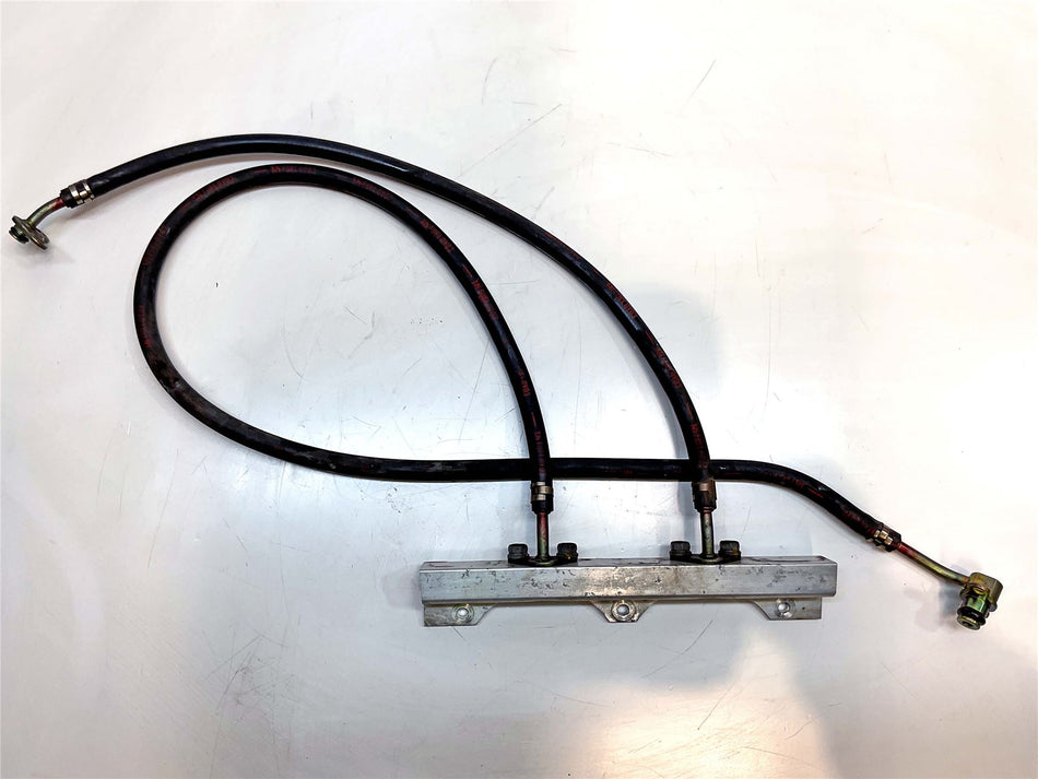 2001 Honda Goldwing 1800 GL1800 ABS Fuel Injector Rail - 16610MCA780