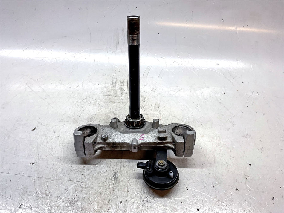 2009 BMW F800ST Bottom yoke - 31427724818