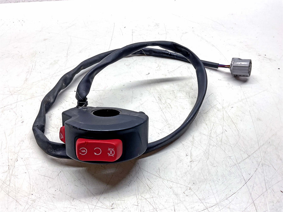 2023 Triumph Street Triple 765 R Switchgear Right - T2043559