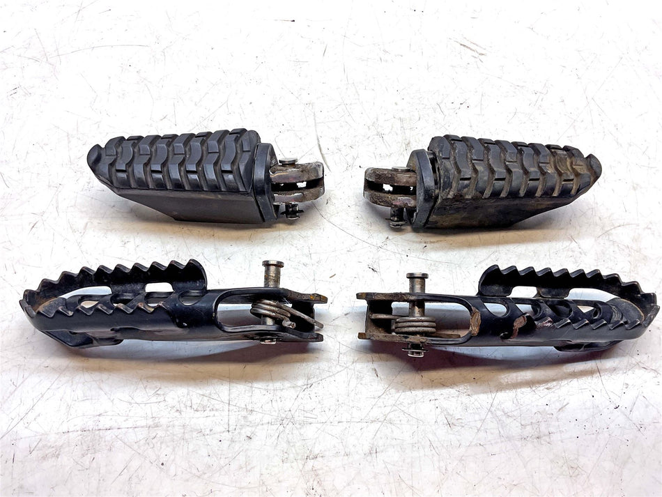 2014 Triumph Tiger 800 XC ABS Front and Rear Foot Rests