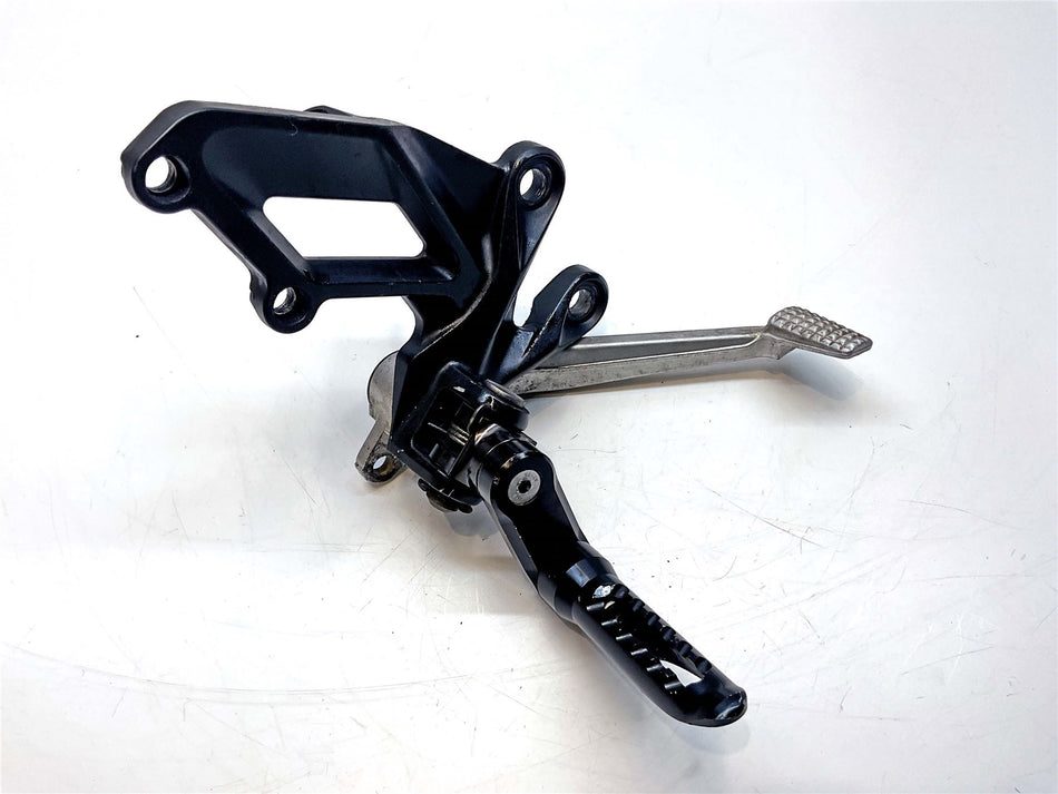 2016 Kawasaki ZZR1400 Front Right Footrest & Hanger - 340280032