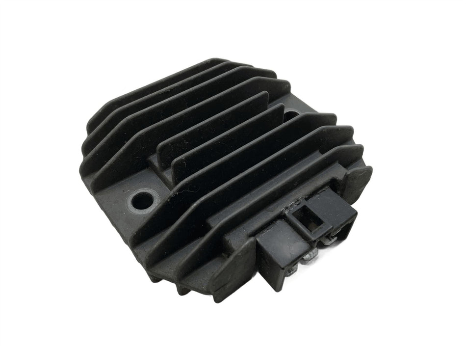 2010 Yamaha YZF-R125 Regulator Rectifier SH650A12