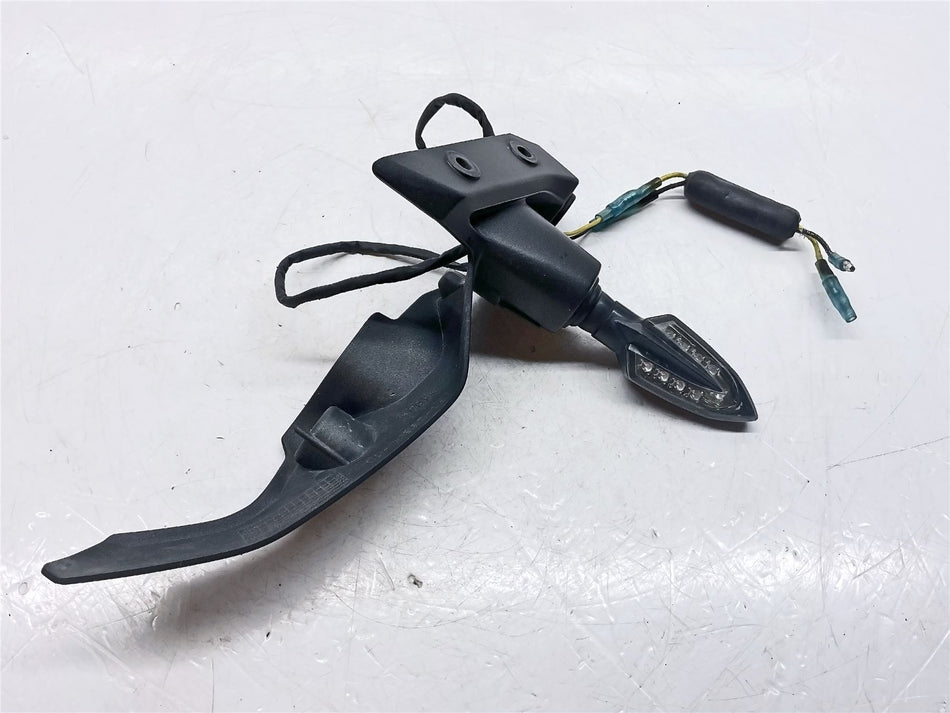 2014 Yamaha MT-09 Left Headlight Stay& Indicator - 1RC2831V00P0