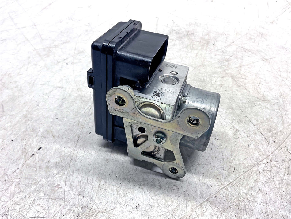 2022 Yamaha MT-10 ABS Pump - B602534C00