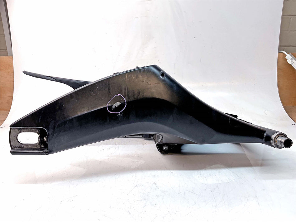 2009 Yamaha FZ1 Rear Swingarm - 2D1221101100