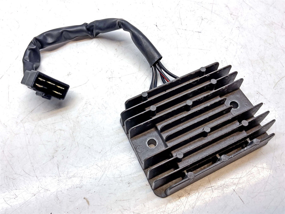 2011 Triumph Bonneville SE Regulator Rectifier - T1300889