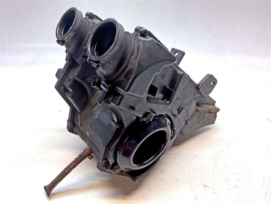 2005 Triumph Bonneville Airbox - T2209357