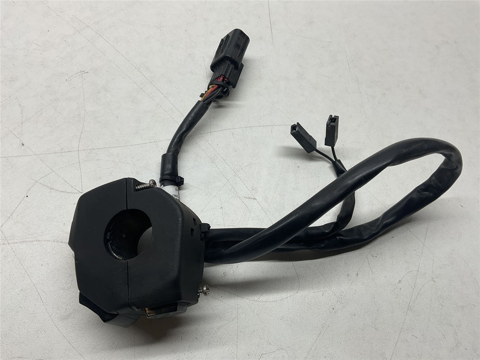 2023 Aprilia SR125 Switchgear Right - 2B008489