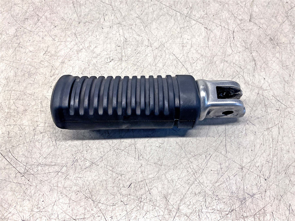 2019 Harley-Davidson Softail Street Bob FXBB Front Left Footrest Assy - 50501107