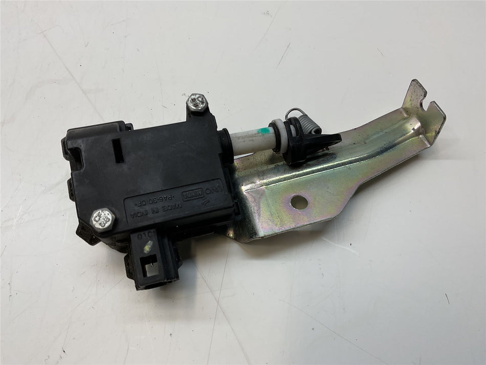 2023 Vespa 125 Primavera Saddle Actuator - 1D002276R
