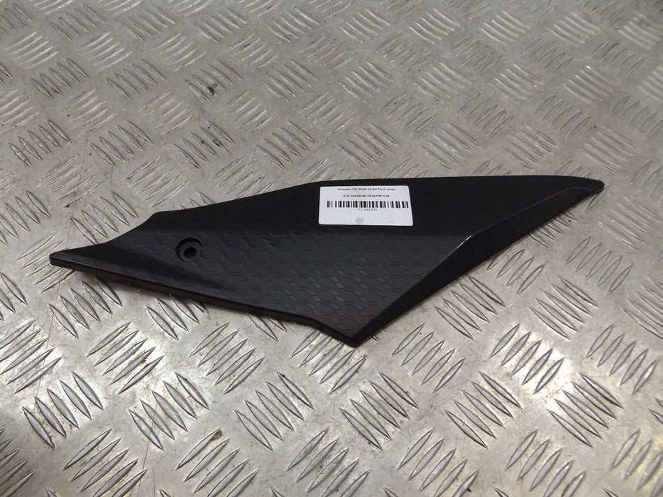 2016 YAMAHA YZF R1M Right Hand R/ H Lower Tank Cover - 2CR-24108-00