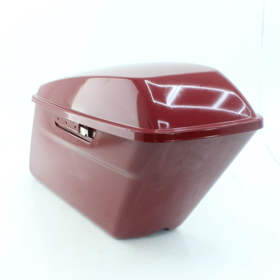 2016-ON HARLEY-DAVIDSON FLHR ROAD KING 1745  R/H Pannier & lid - 90201056ENX