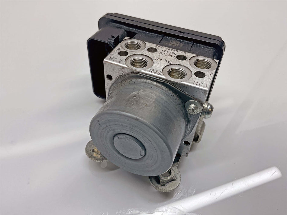 2018 Yamaha MT-10 SP ABS Pump - B67-85930-08