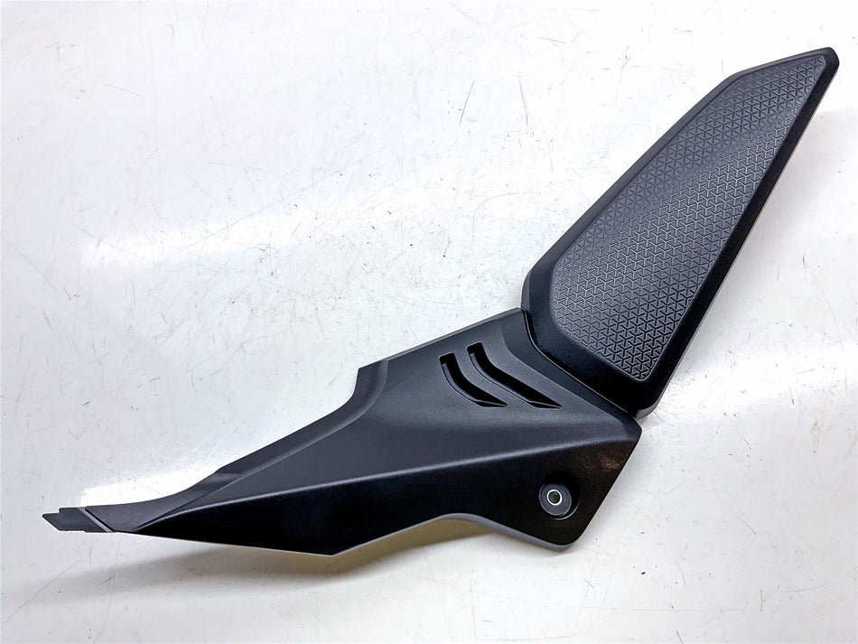 2025 Honda CBR650R E-Clutch Right Side Panel Cover - 83511MKYD500
