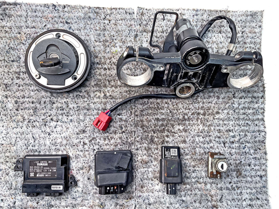 2024 Yamaha YZF-R 125 Full Lock Set / Key Set / Ecu - 15014 Miles - BNUH591A0100