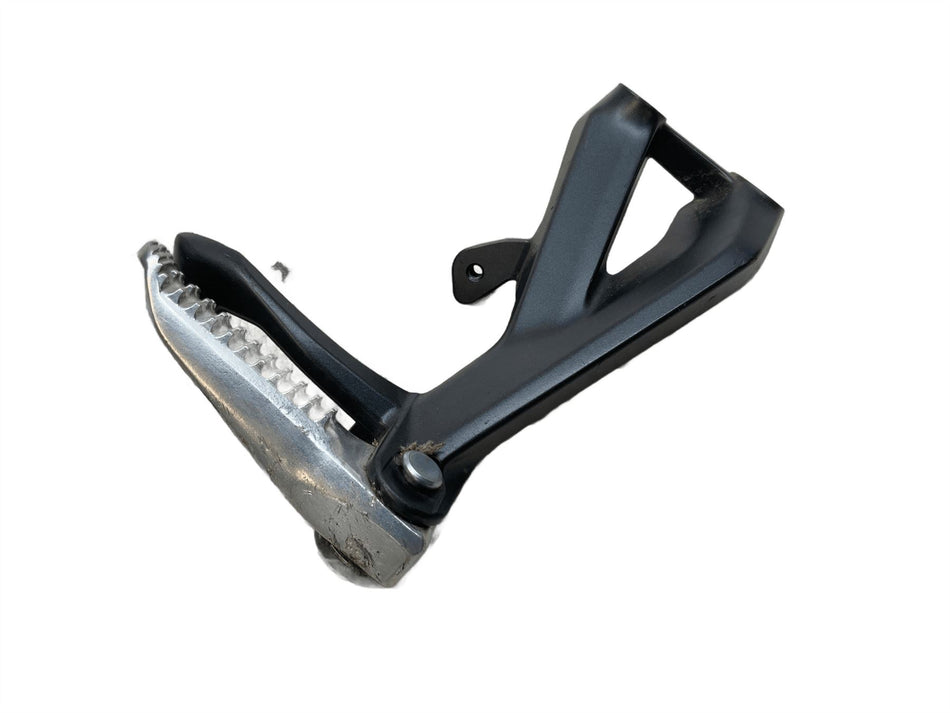 2025 Yamaha MT-09 Rear Footrest & Hanger BME2741L00