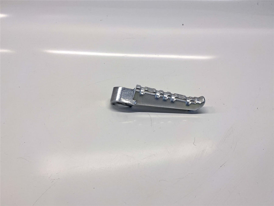 2020 Yamaha XSR700 Right Rear Footrest - 5WX-F7441-01