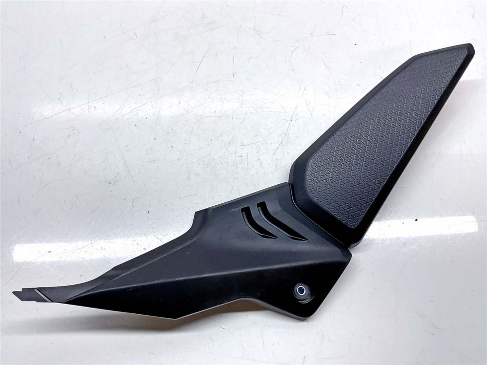 2025 Honda CBR650R ABS Right Side Cover Panel - 83511MKYD500