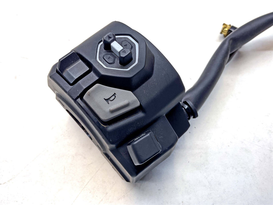 202510 Honda CBR650R Switchgear Left - 35100MKYE01