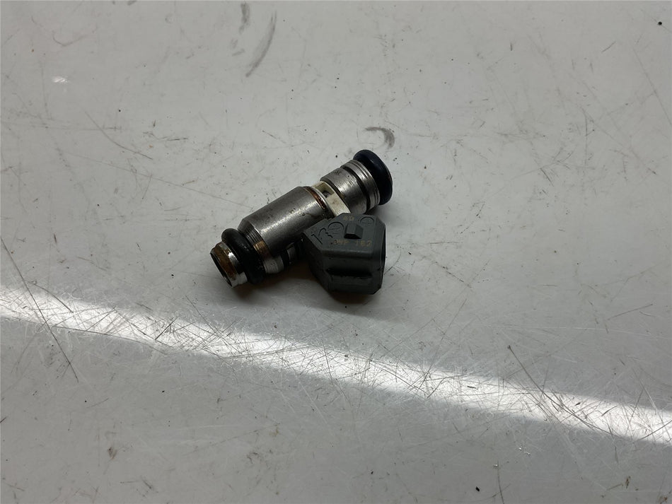 2013 Aprilia Dorsoduro 750 Fuel Injector