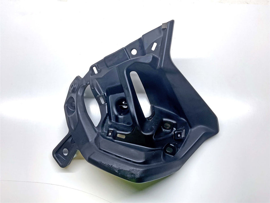 2022 Yamaha Tenere 700 XTZ07 Right Lower Tank Panel Inner  - BAG-F834W-10
