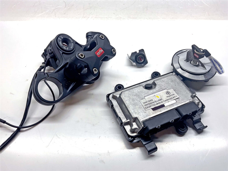 2018 Aprilia Tuono V4 1100 Lock Set And ECU - 2D000505