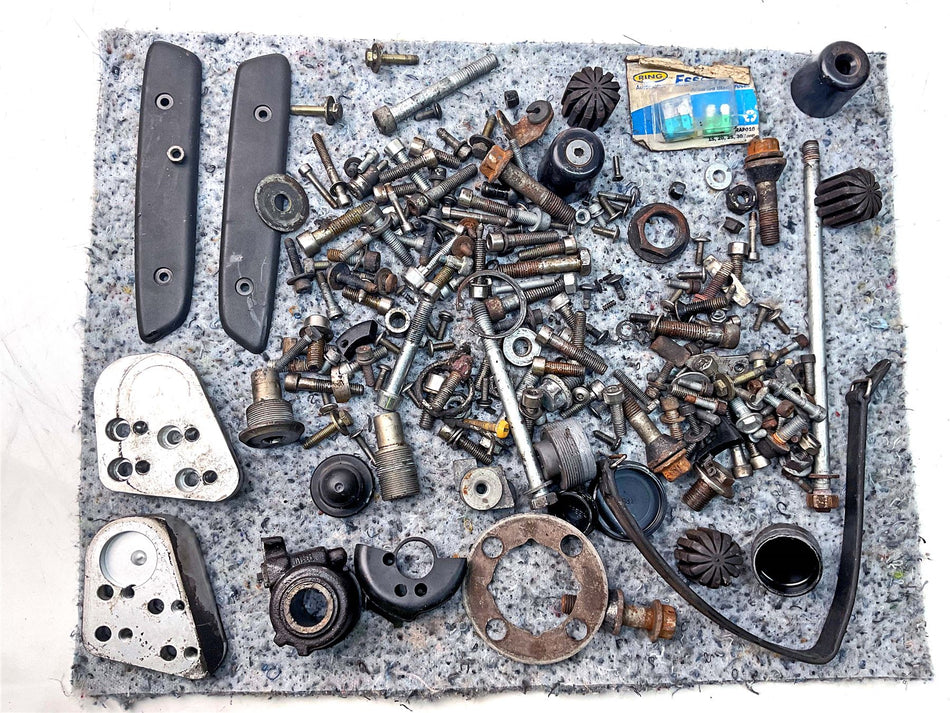 2005 BMW R1150RT Assorted Nuts, Bolts & Fixings