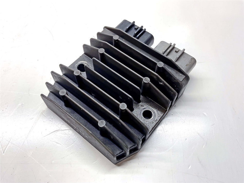 2006 Yamaha FZ1N Regulator Rectifier - 1D7819600100