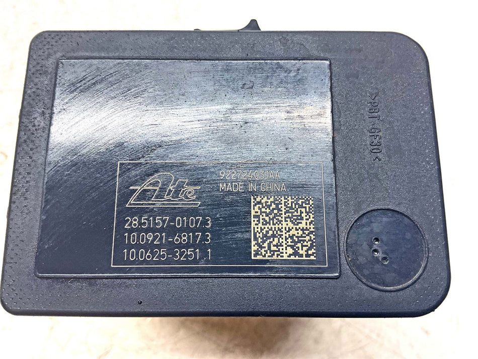 2022 Triumph Bonneville T100 ABS  Modulator Pump - T2021941