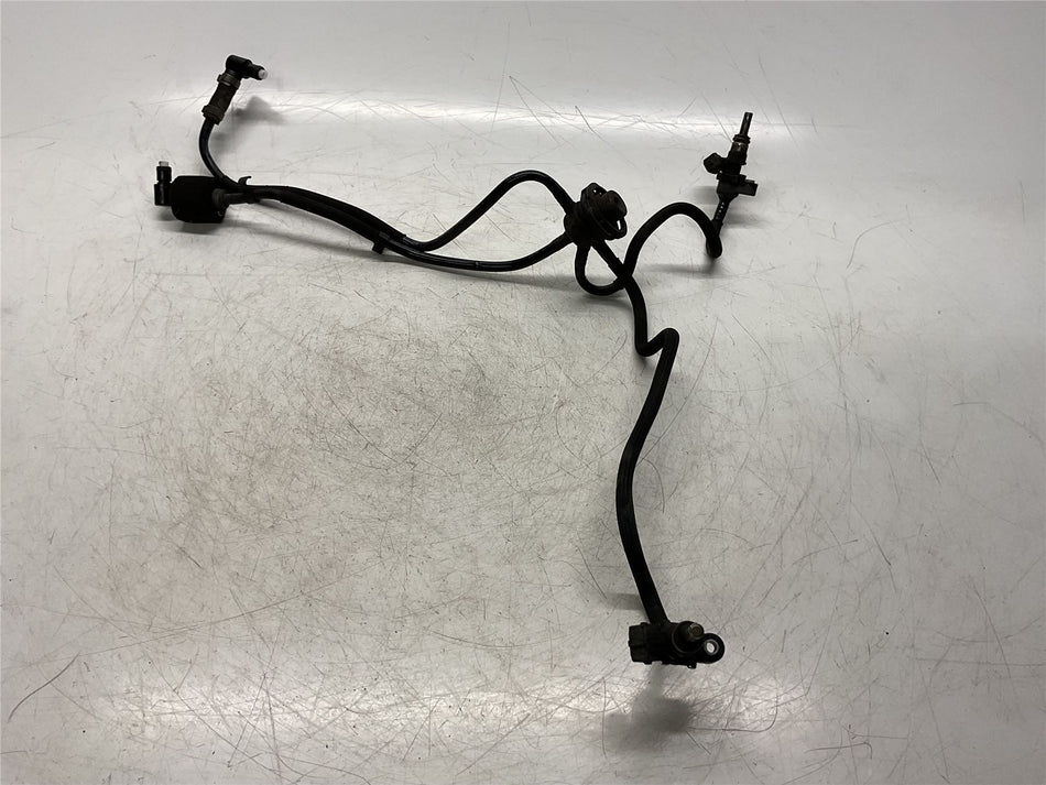 2010 BMW R1200GS Fuel Injectors - 13617672335