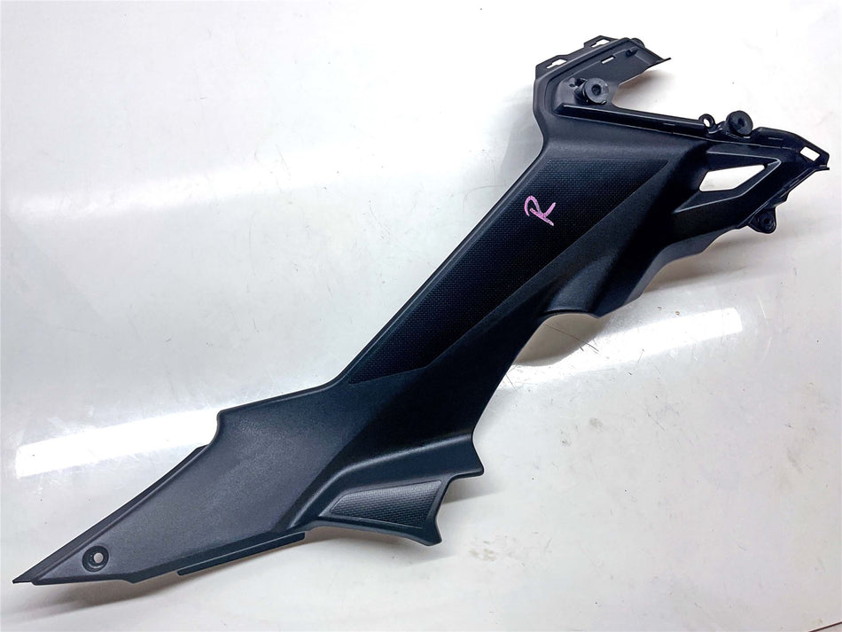 2025 Kawasaki ER-6N SSFAN Righthand Tank Fairing - 140930614