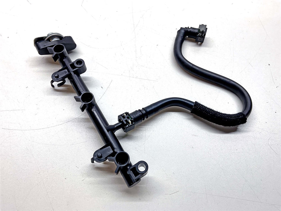 2023 Yamaha XSR900 Fuel Injector Rail - B7N139300000