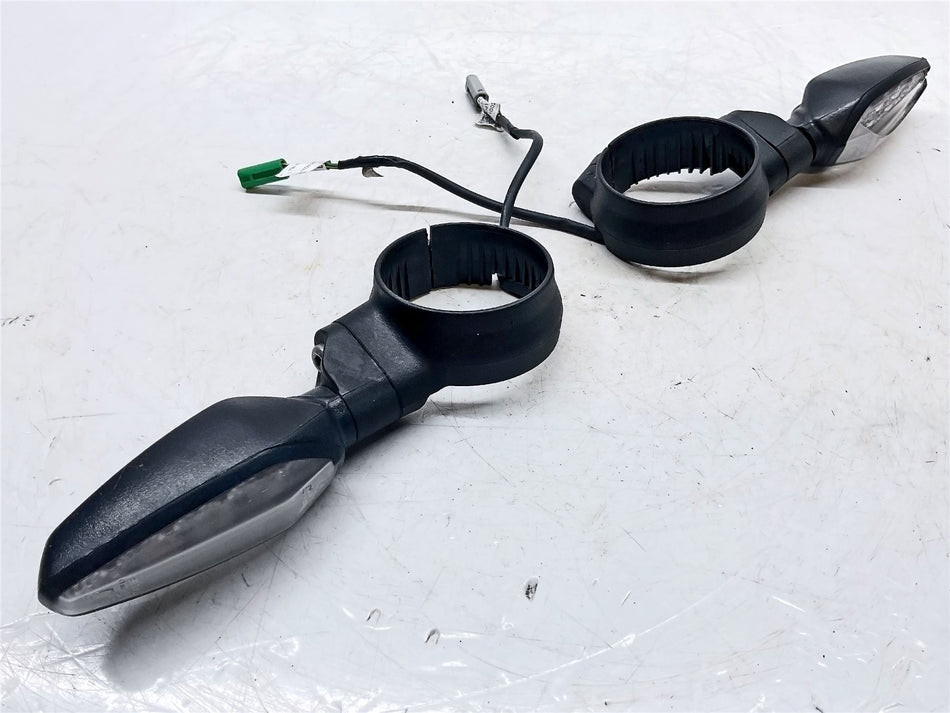 2024 Triumph Scrambler 400X Left & Right Front Indicators  - TA401003